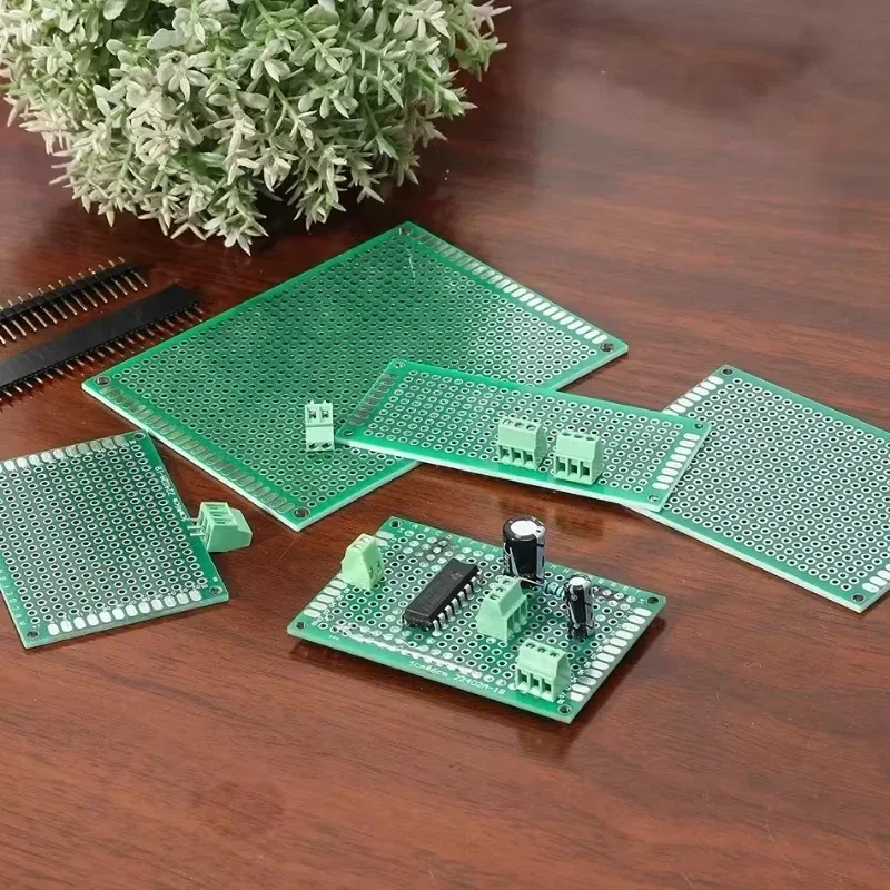 Universal PCB Circuit Protoboa - Diy Electronics Breadboard recension och pris